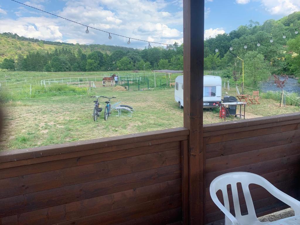 Ubytování v karavanu Bzany Exterior foto
