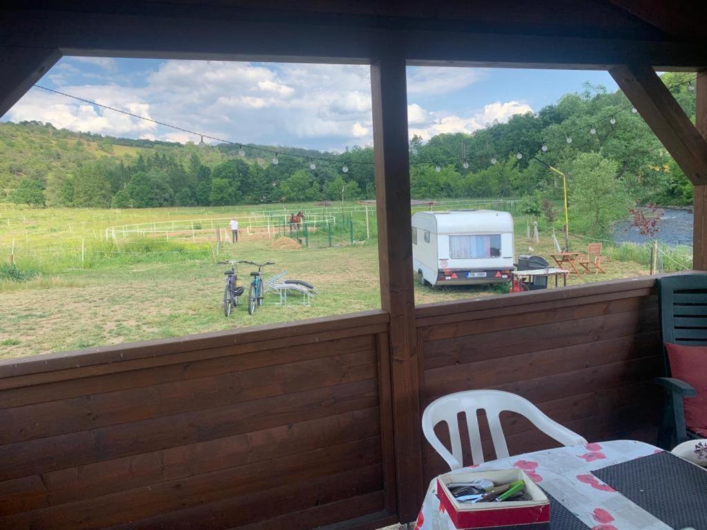 Ubytování v karavanu Bzany Exterior foto