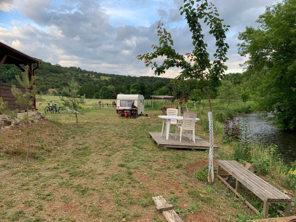 Ubytování v karavanu Bzany Exterior foto
